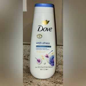 NEW!!! Dove Anti-Stress Body Wash SMELLS SO GOOD!!